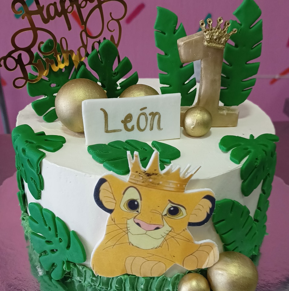 Pastel rey león 🦁 25 personas... - All Cake Postres y Cursos | Facebook