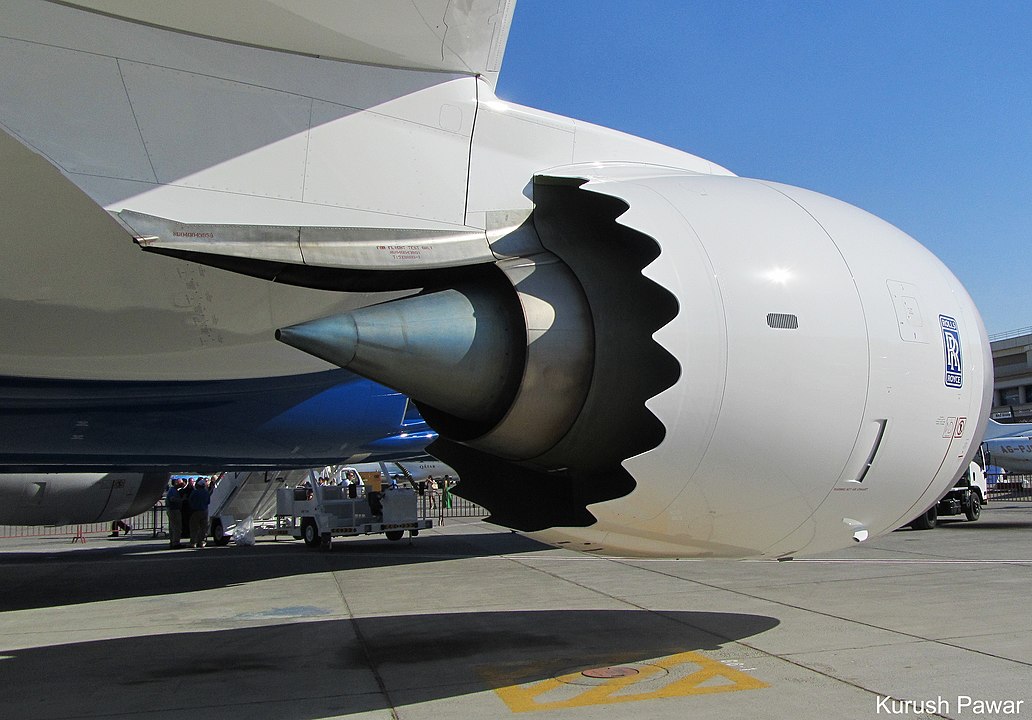 Aviation for Aviators - The Boeing 787 Dreamliner comes with two main ...