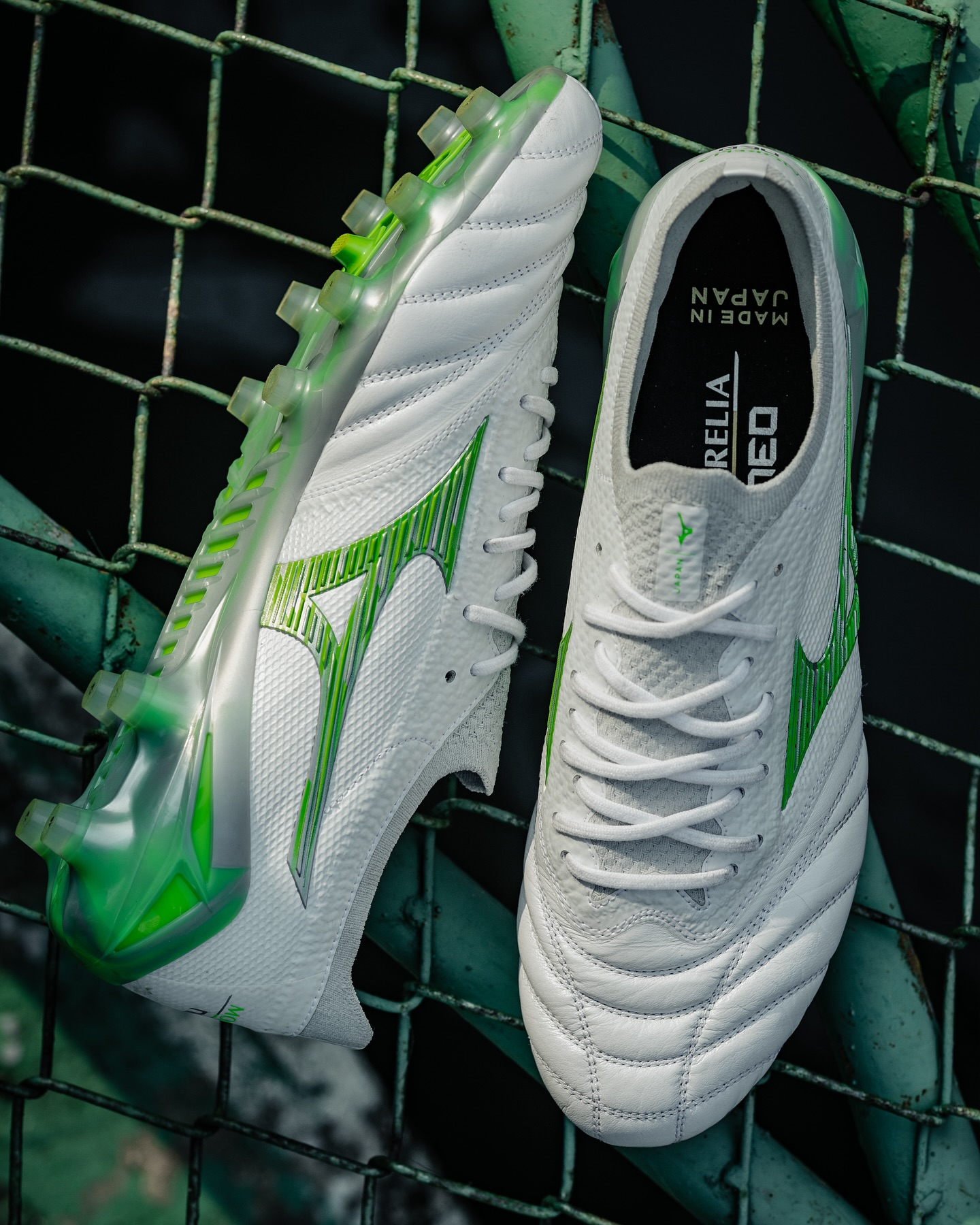 Level up your game with the Morelia Neo IV B Frontier Pack 