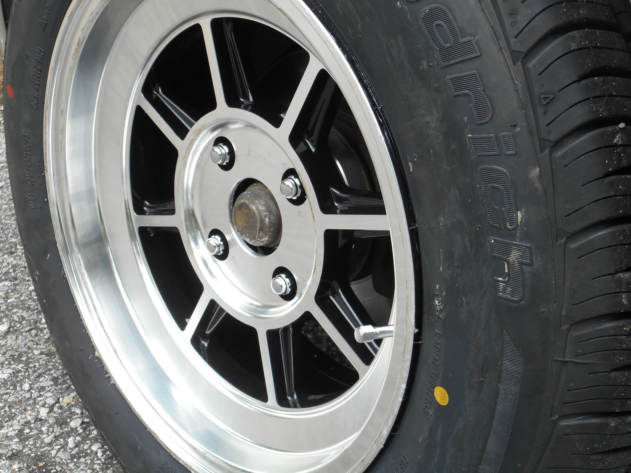 What do yellow numbers on Z-rims mean?