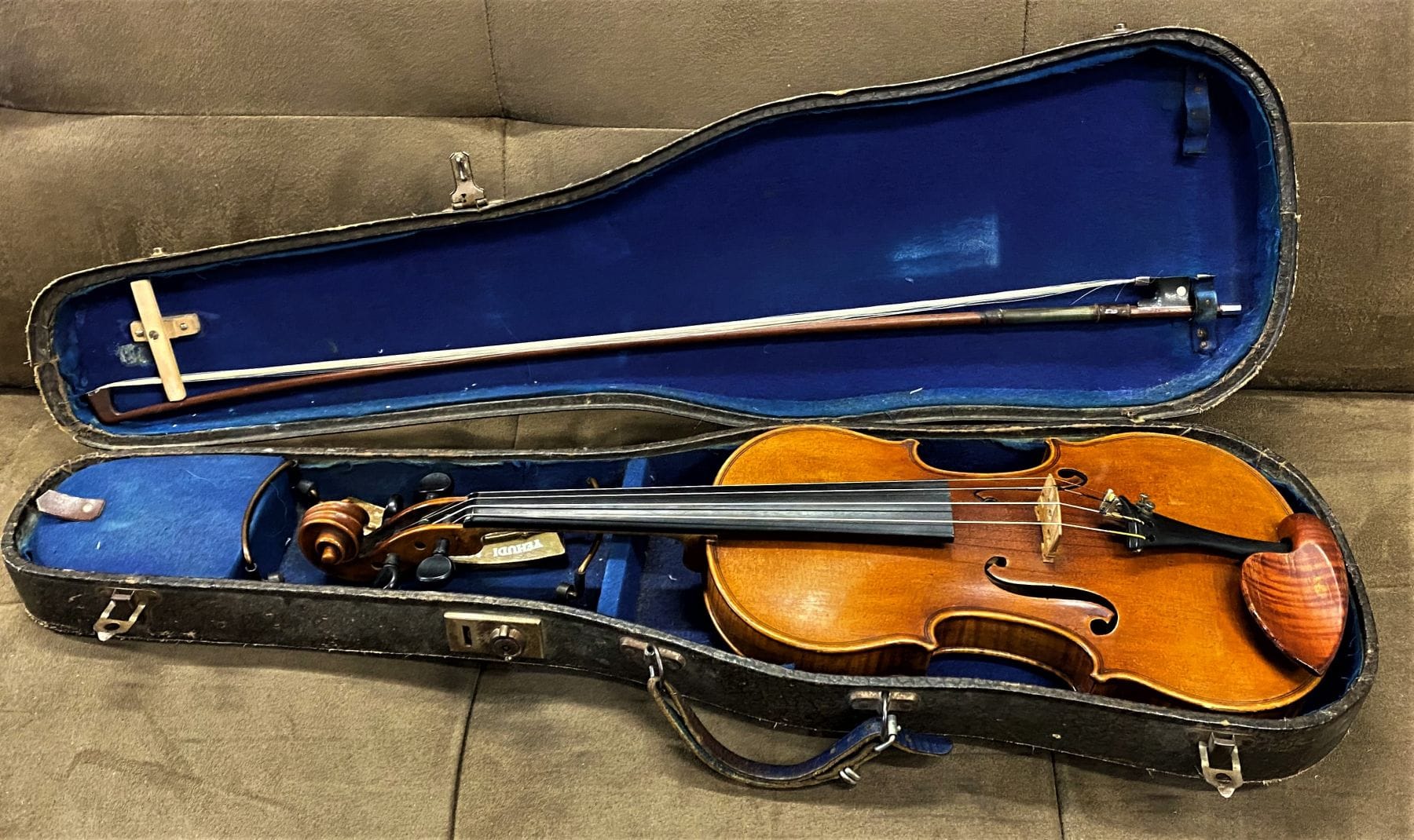 What is the value of a Jacobus Hornsteiner 1927 handmade violin?