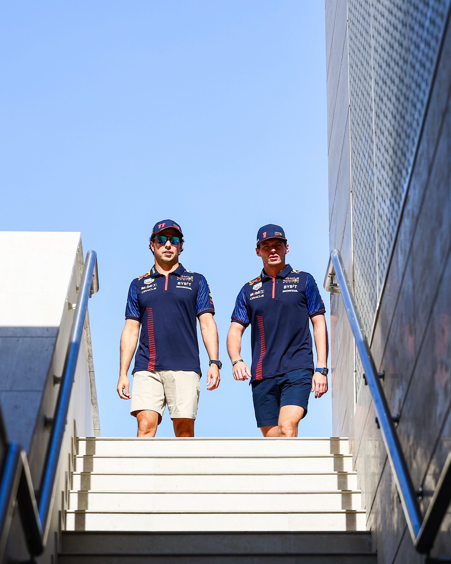 Driver arrivals, Doha style 😎 ⏮️... - Oracle Red Bull Racing