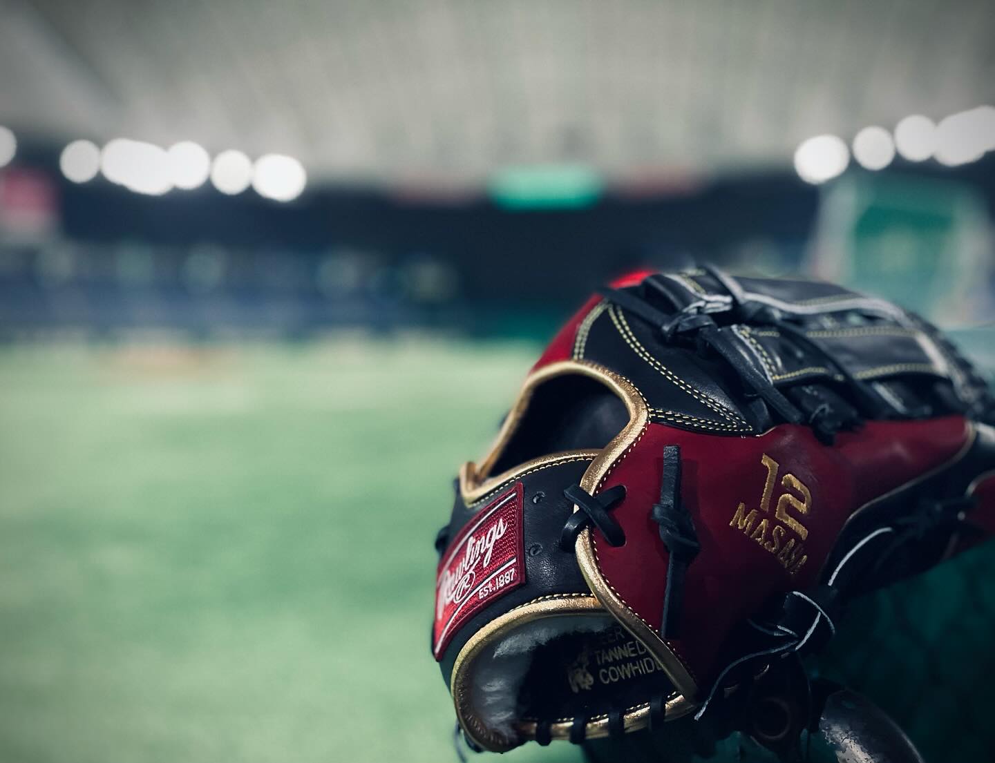 読売ジャイアンツ 萩尾匡也選手グラブ。 モデル- B89MG サイズ- 12.75
