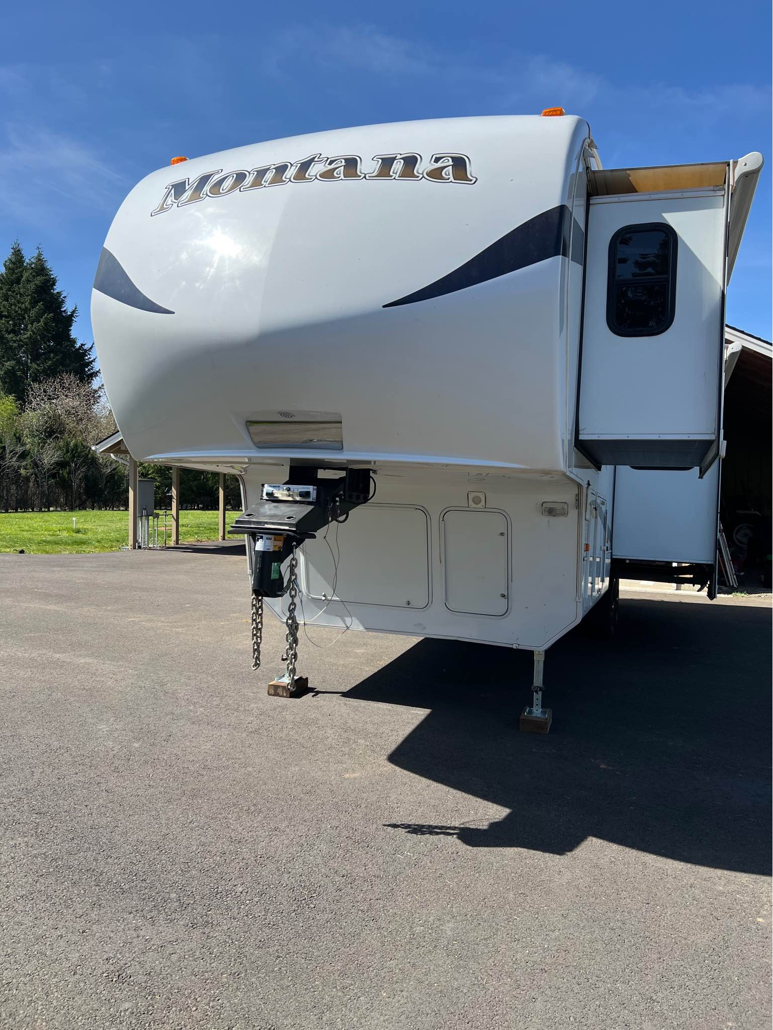 2010 Keystone montana mountaineer - RVs & Campers - Redland, Oregon ...