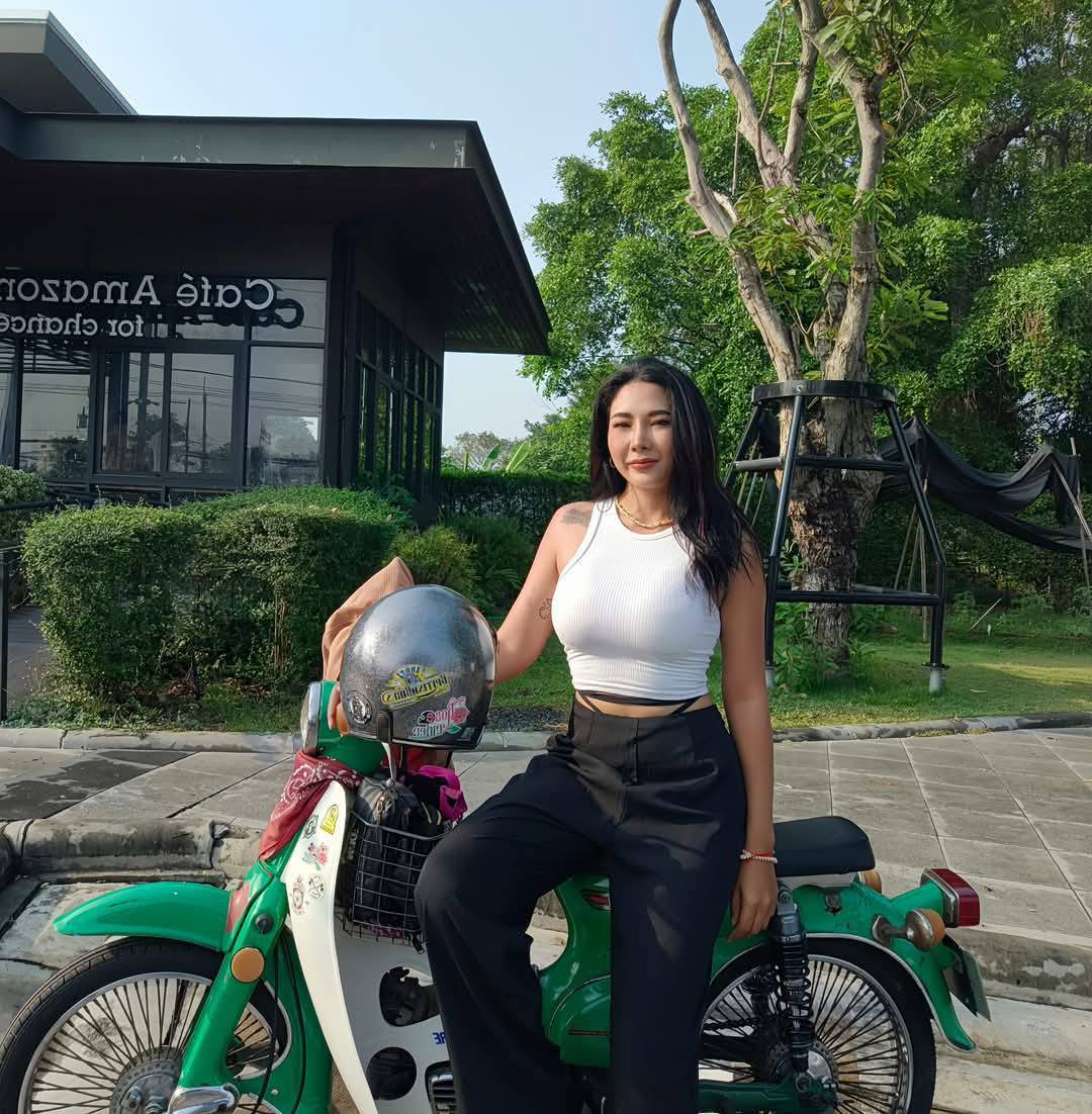 ROSE RIDER ผู้หญิงเดินทาง... - ROSE RIDER ผู้หญิงเดินทาง
