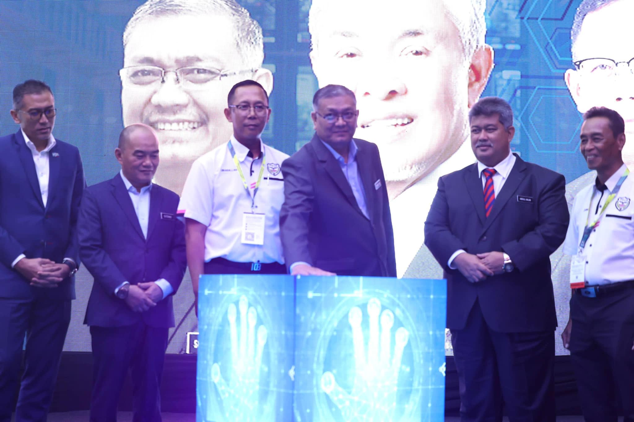 MAJLIS PELUNCURAN... - Kementerian Dalam Negeri (KDN)