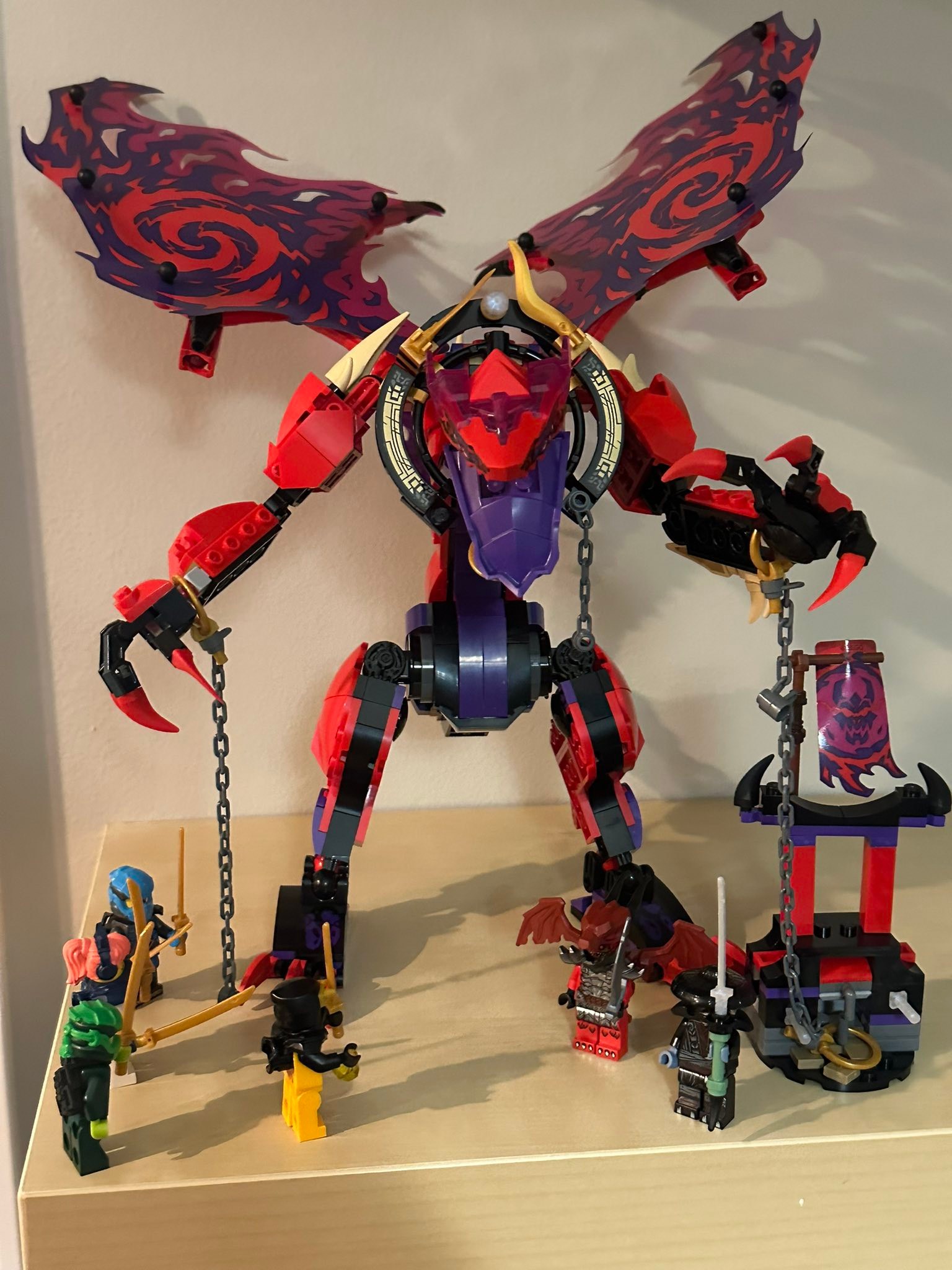 🥷🥷 Team up with your ninja heroes & their powerful dragons to