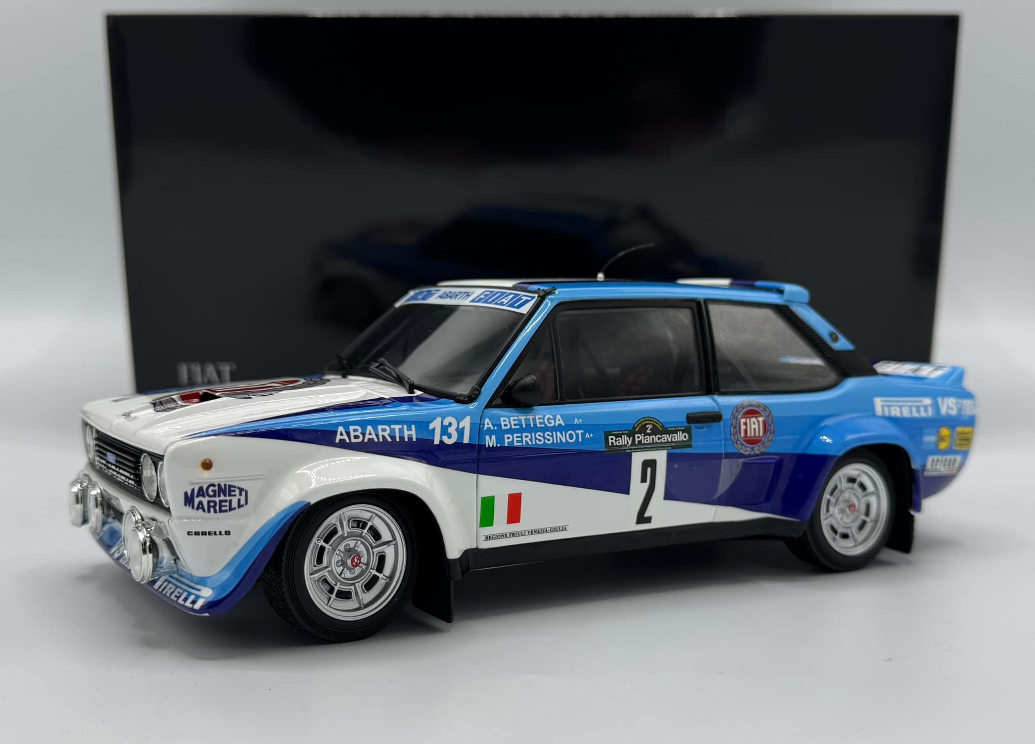 Kyosho Original 1/18 Diecast Fiat 131 Abarth Rally 1980 Sanremo Nr