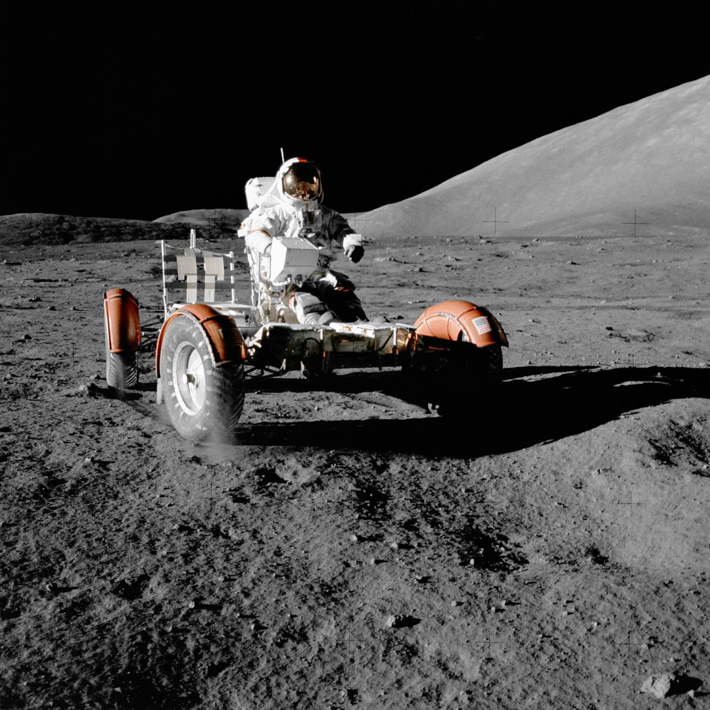1972’s★ NASA★ アポロ17号★ヒューストン関係者Tie-Pin★銀色 On December 13, 1972, during the third and final EVA of the Apollo