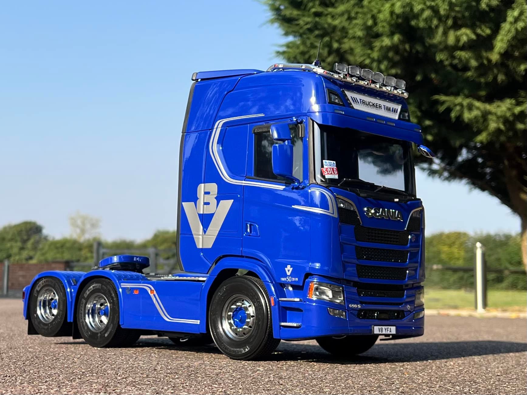 Trucker Tim - Look At That!!!! 😍 IDW Rc Customs No One... | Facebook