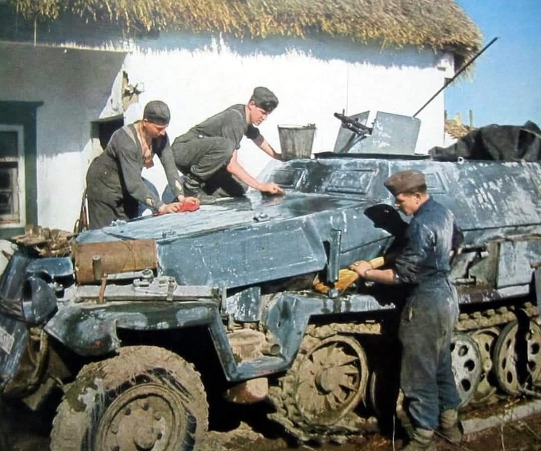 Modèle 3D SDKFZ 253 Beobachtungskraftwagen Allemand WWII - Échelles 1/56 à 1/100 - Résine - Neuf
