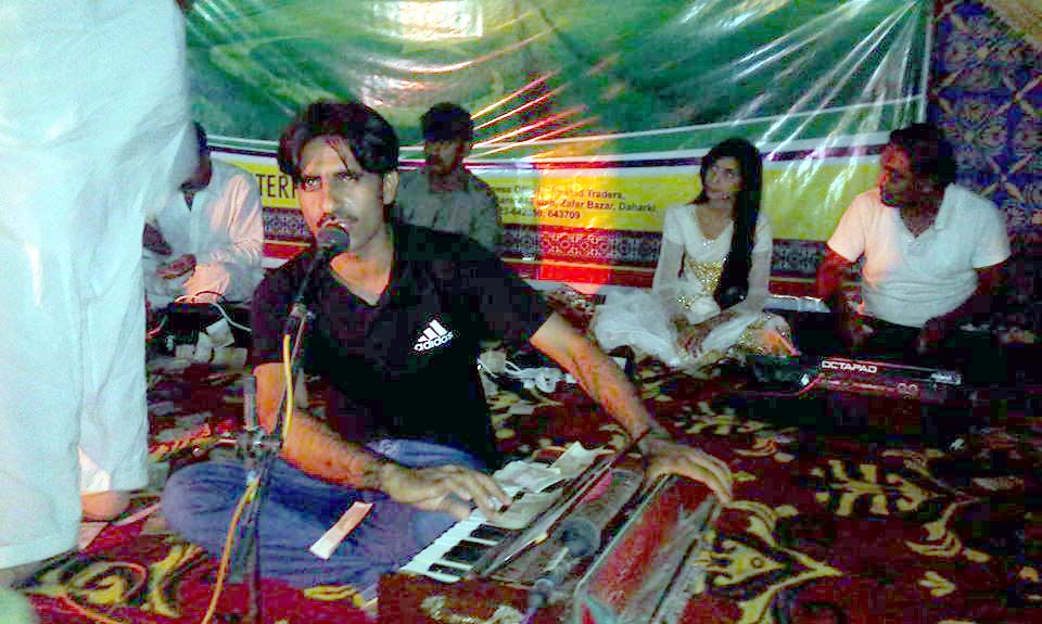 Singer Barkat ali Shar
