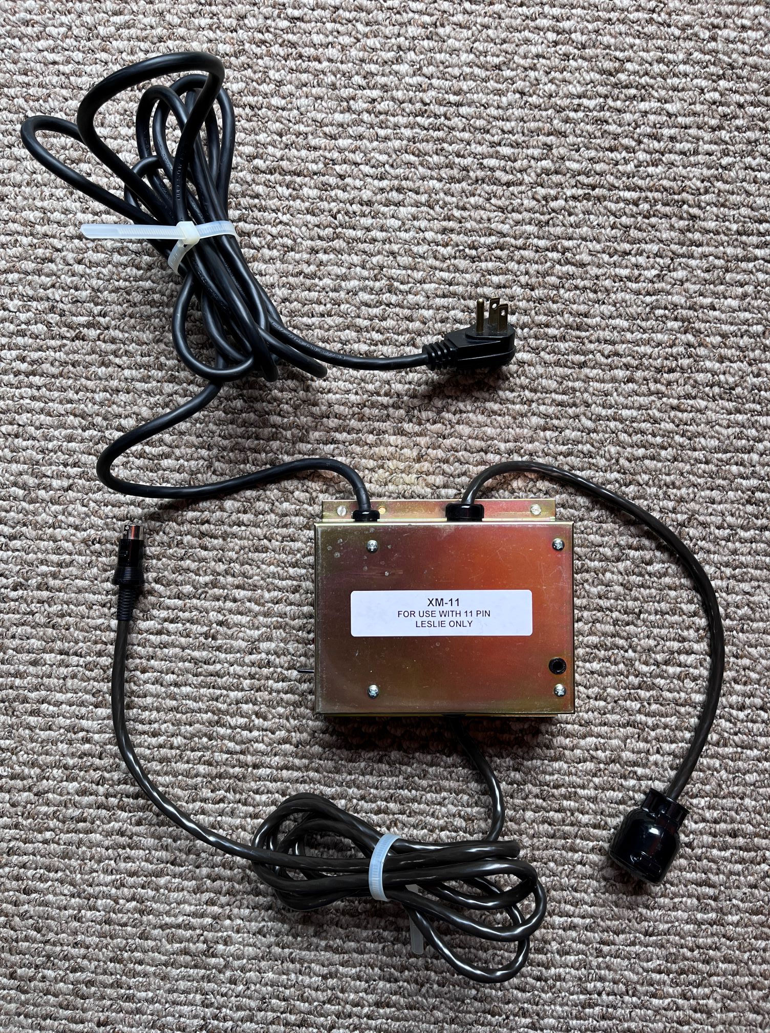 Hammond Xk3c and Leslie 122 connection products