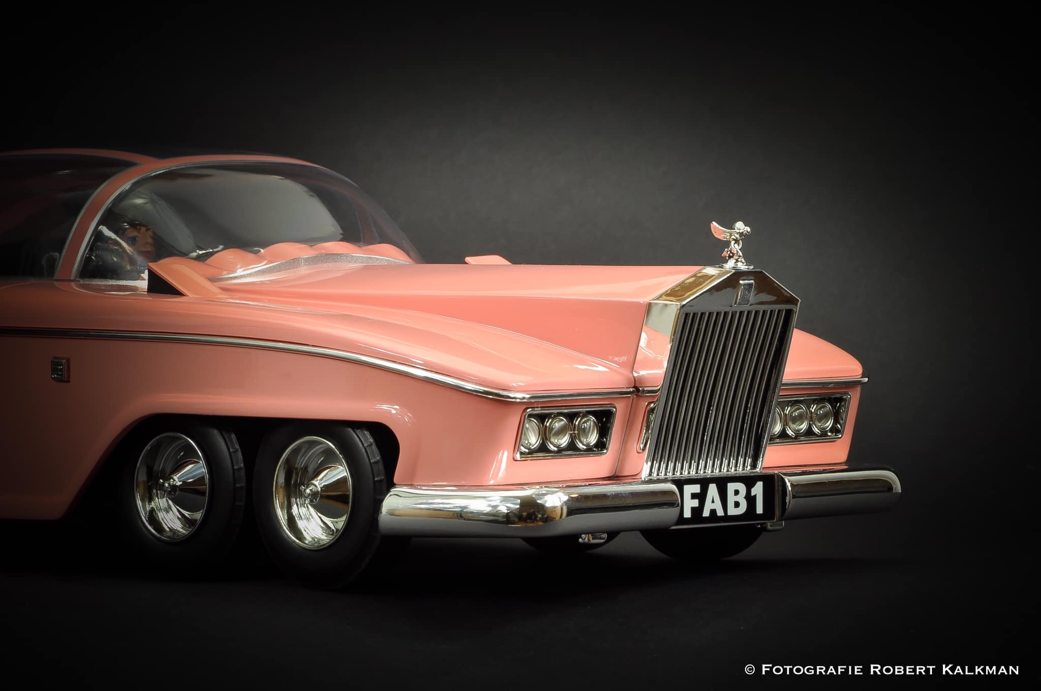 Amie's 1/18 scale Lady Penelope's Fab 1 resin car