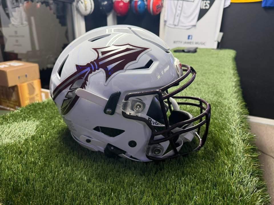 eiland middle school football helmets Lake (Uniontown) Varsity Football Helmet Ratings