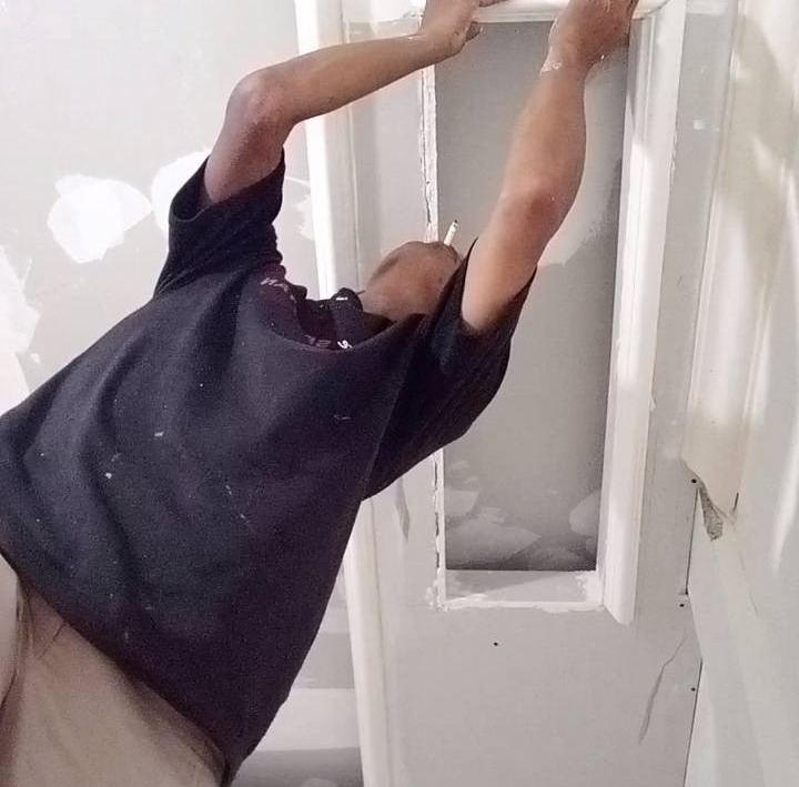 In the process of installing PVC ceiling #rerls #homedecor #ceilingfvc ...