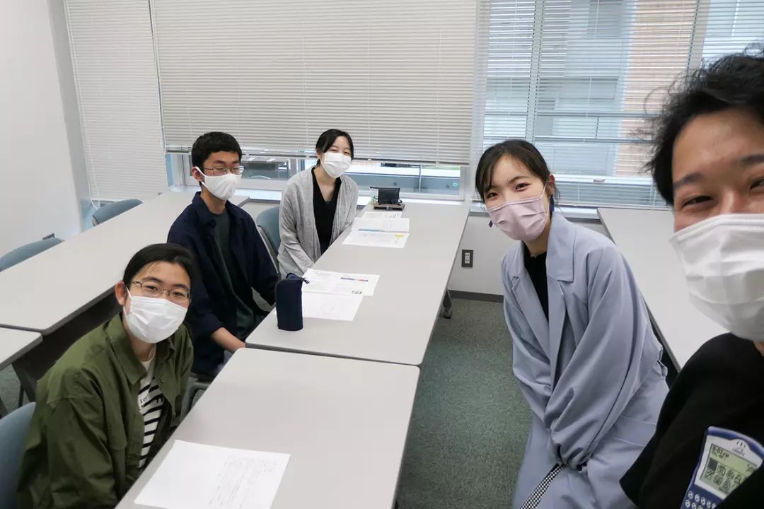 石川県立大学 - 応用昆虫学研究室の弘中満太郎です。 応用昆虫学研究室インターンシップを開始しました。ある光を照射した場合の昆虫の新規反応を ...
