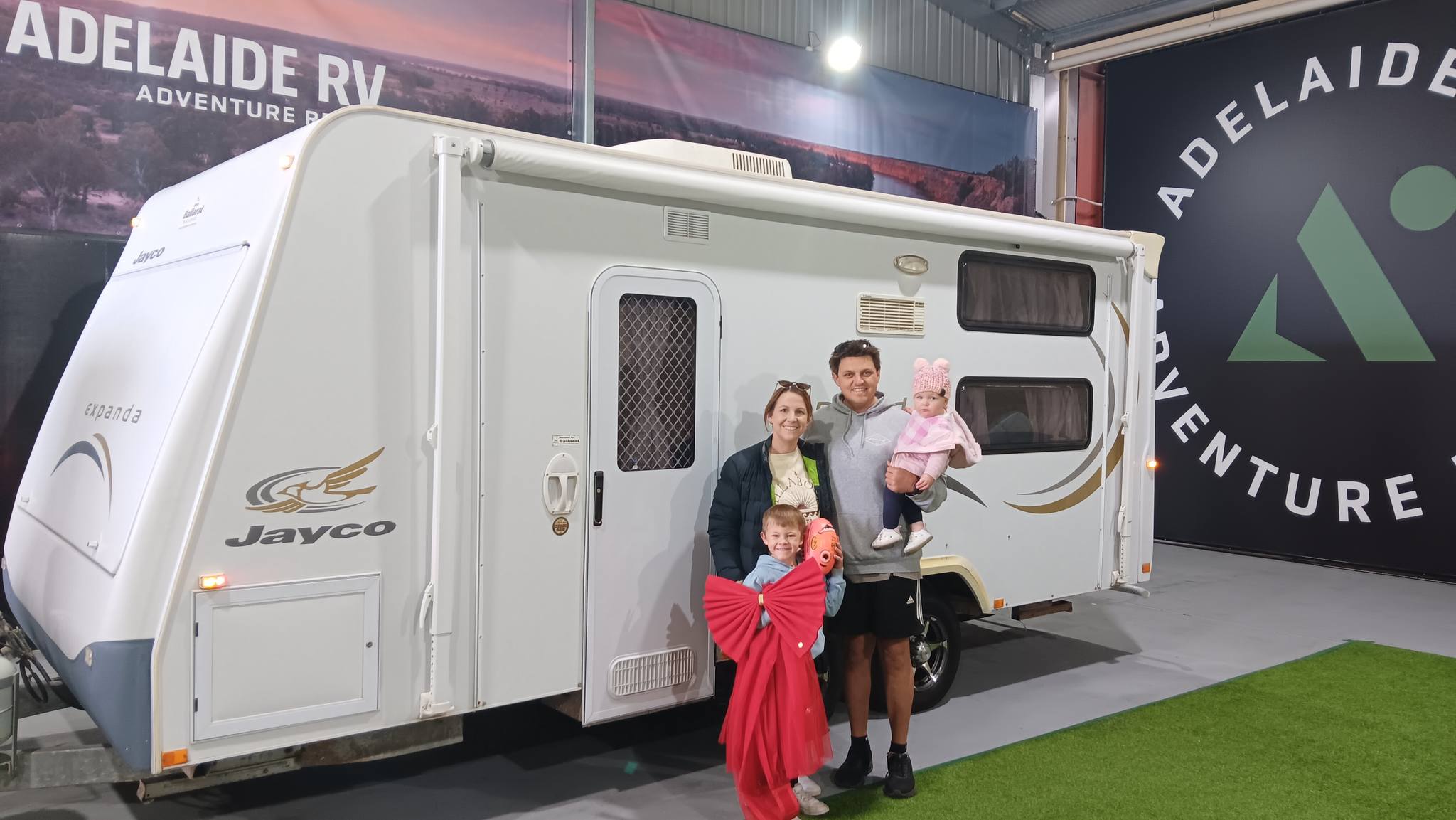 Adelaide RV - 🚐 Welcome to the Adelaide RV Family, Peta