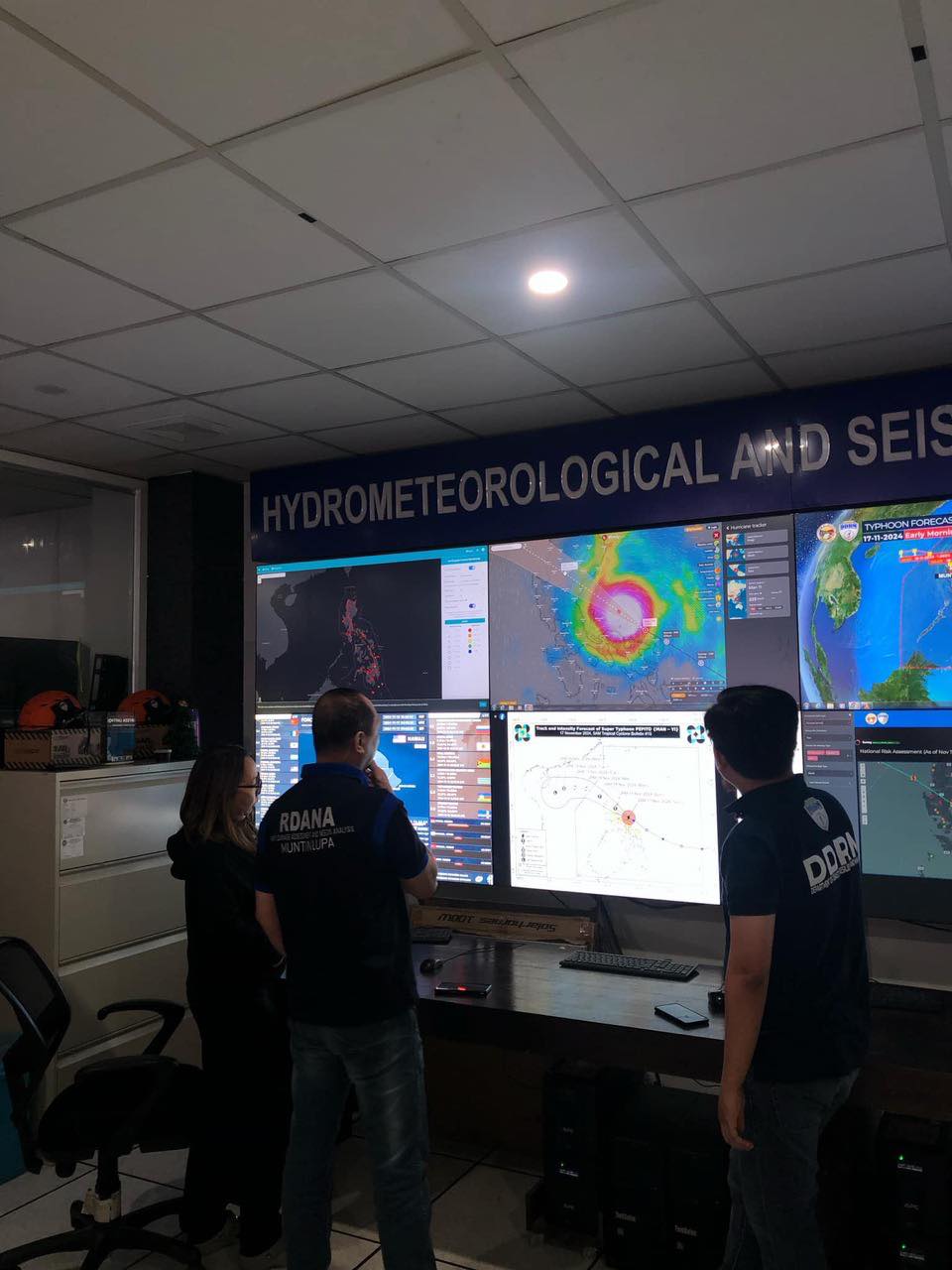 Full force ang... - City Government of Muntinlupa - OFFICIAL