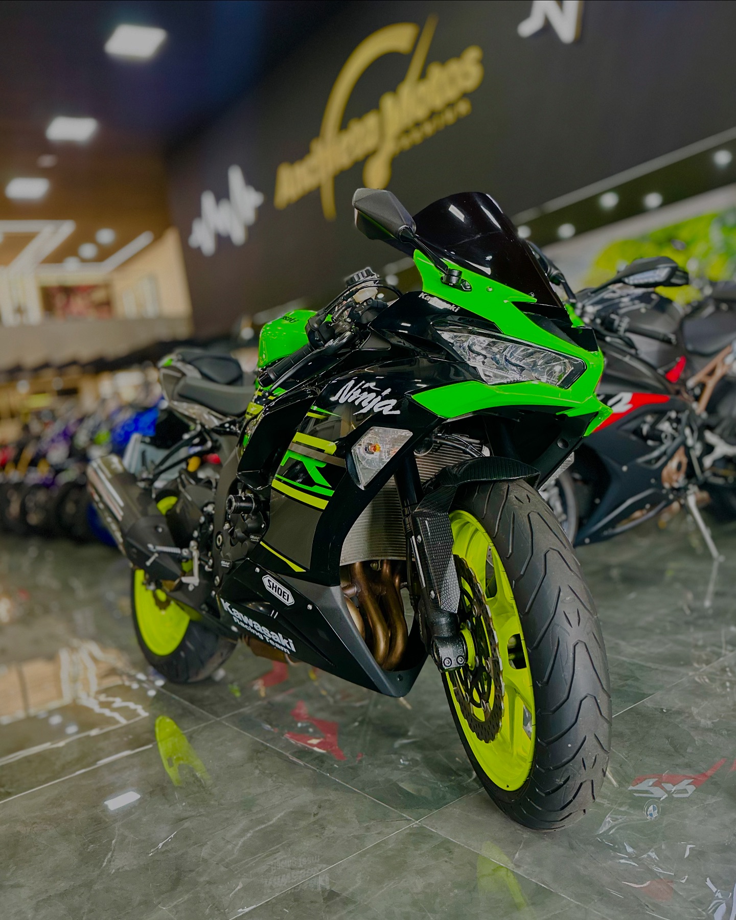 🚀 NINJA ZX-6 📅 Ano: 2020 🎰 Quilometragem: 20.389 ✓ Muito nova