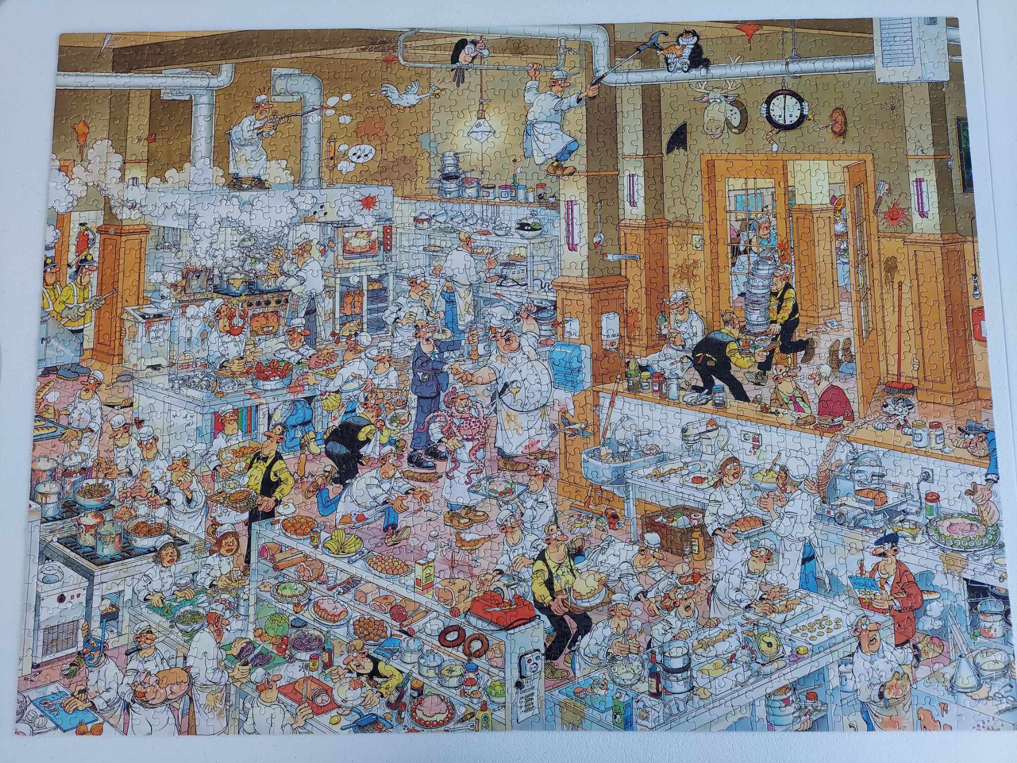 18 The Kitchen, 1000 Pieces from Jumbo (Jan van Haasteren) - Not