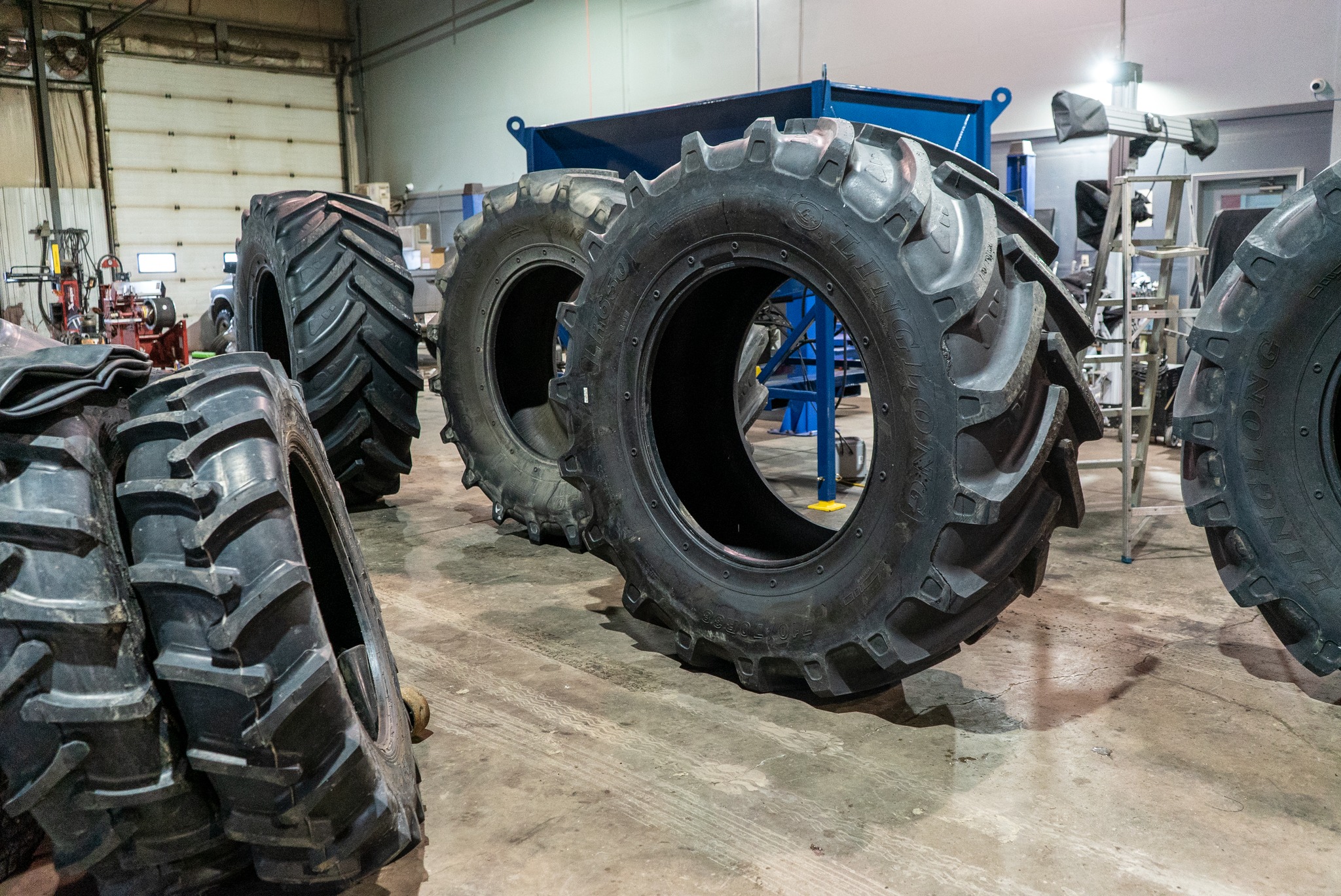 Thor Tire Distributors - Truck Tires Bus & Heavy Truck Tires Skid Steer ...