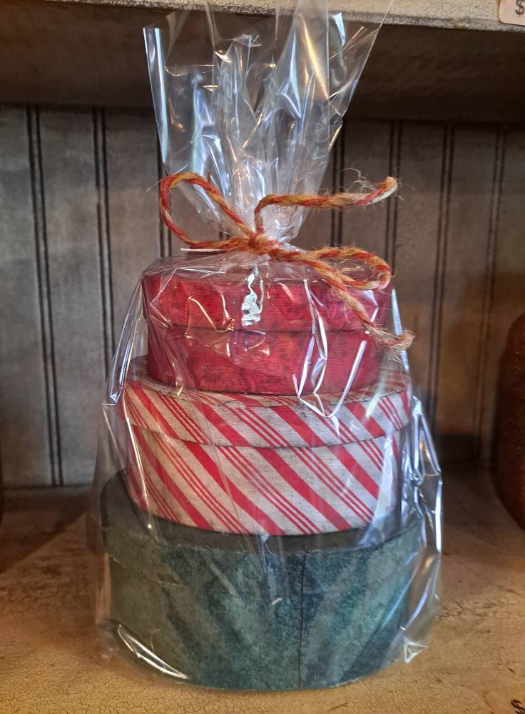 Barrington Studios Judy Hand 12 Days of Christmas Nesting Boxes