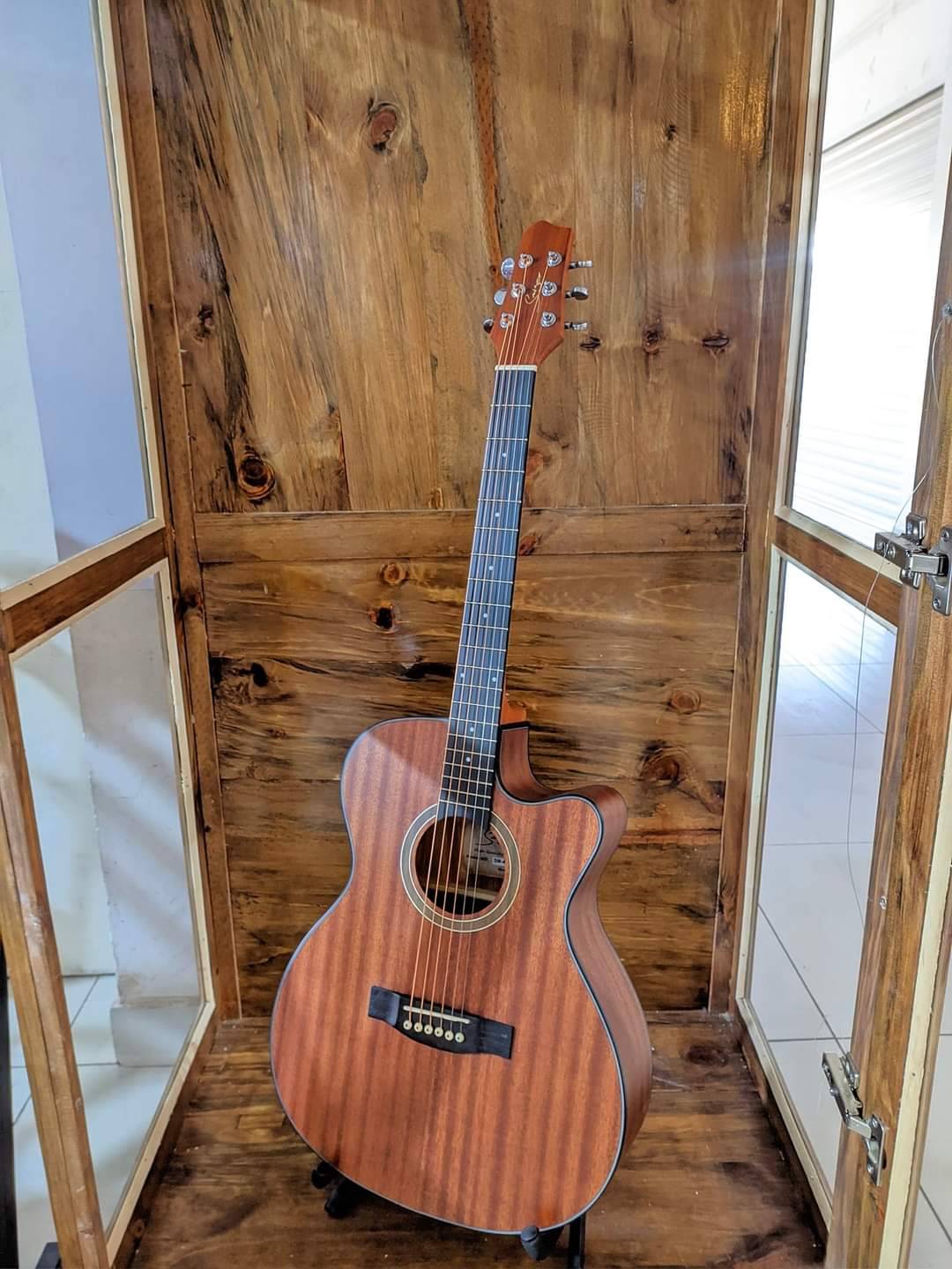 Fender Alternative Series CE Dreadnought Guitare Acoustique Électrique Marron - Débutants Inclus Accordeur