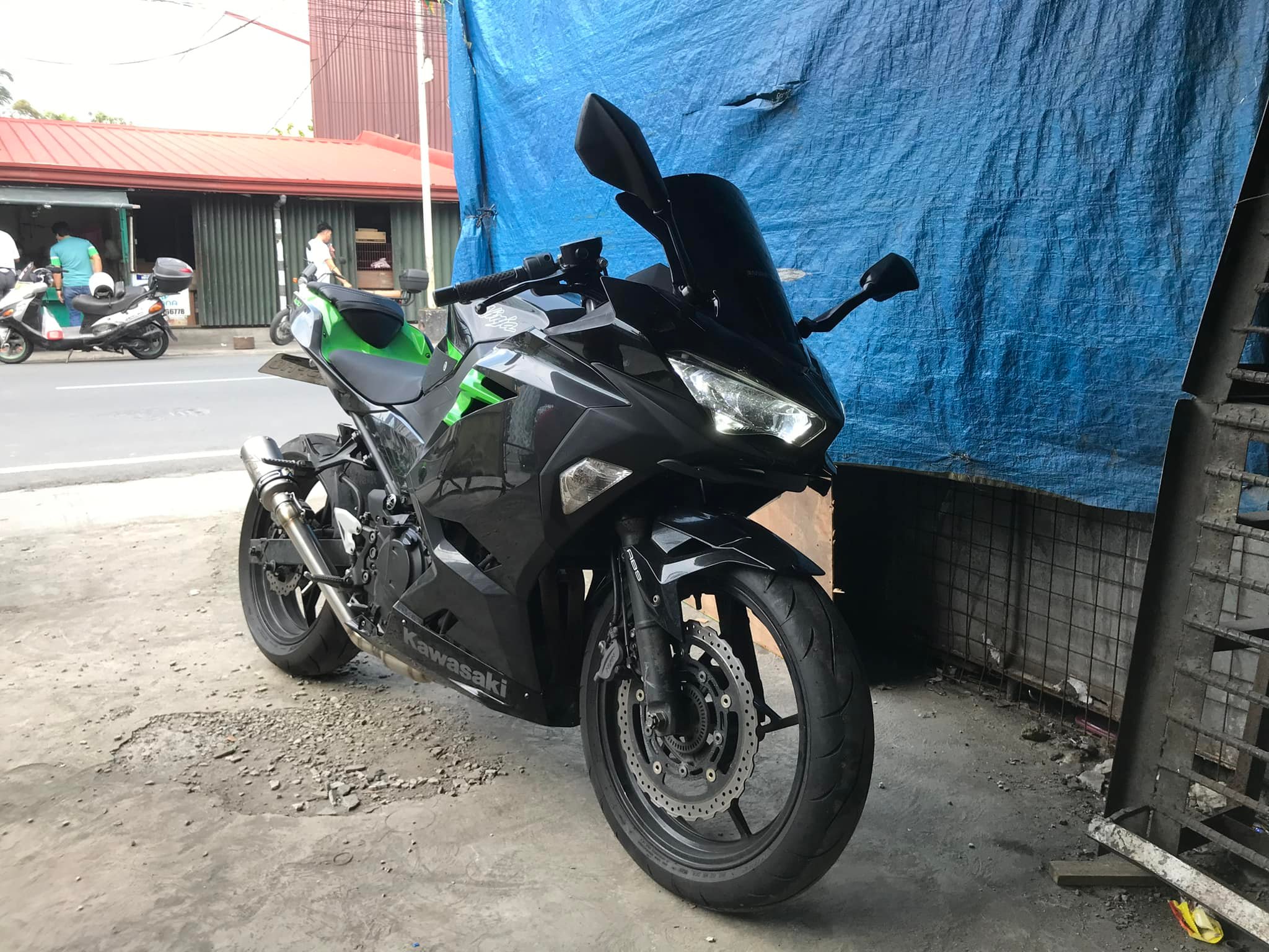 What exhaust is this on my Kawasaki Ninja with cat delete?