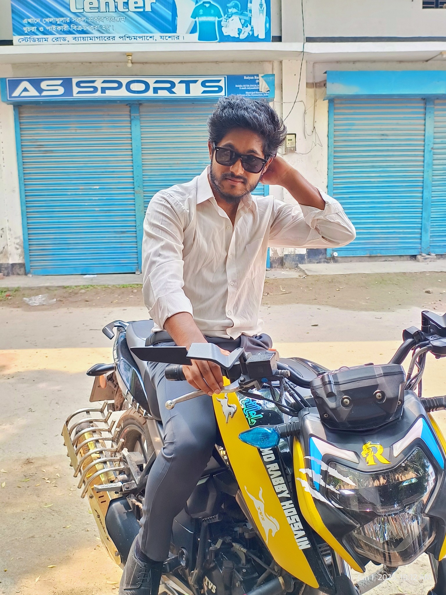 M R Kamran