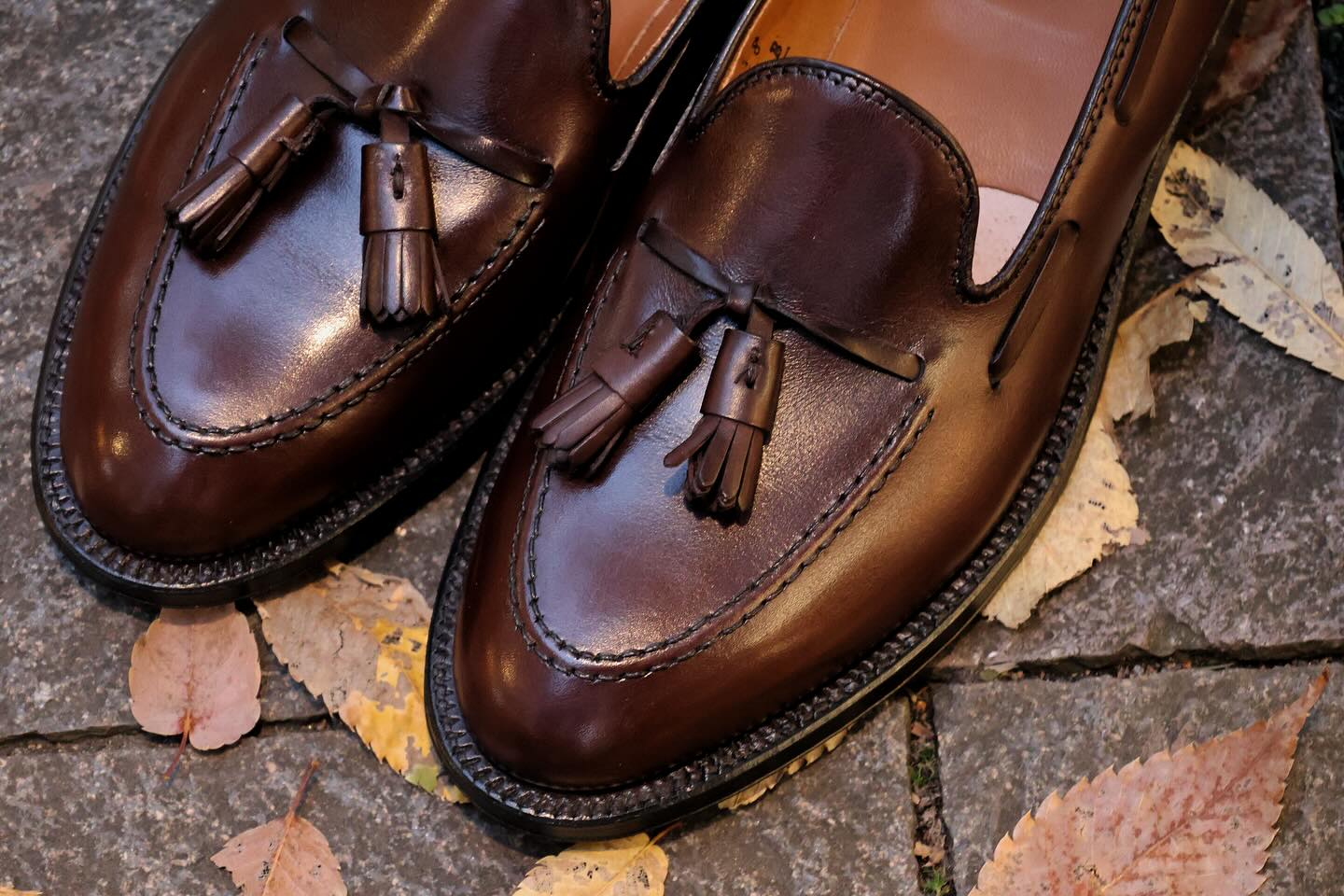 Alden Model: 561 Style: Tassel Moccasin Last: Aberdeen Material