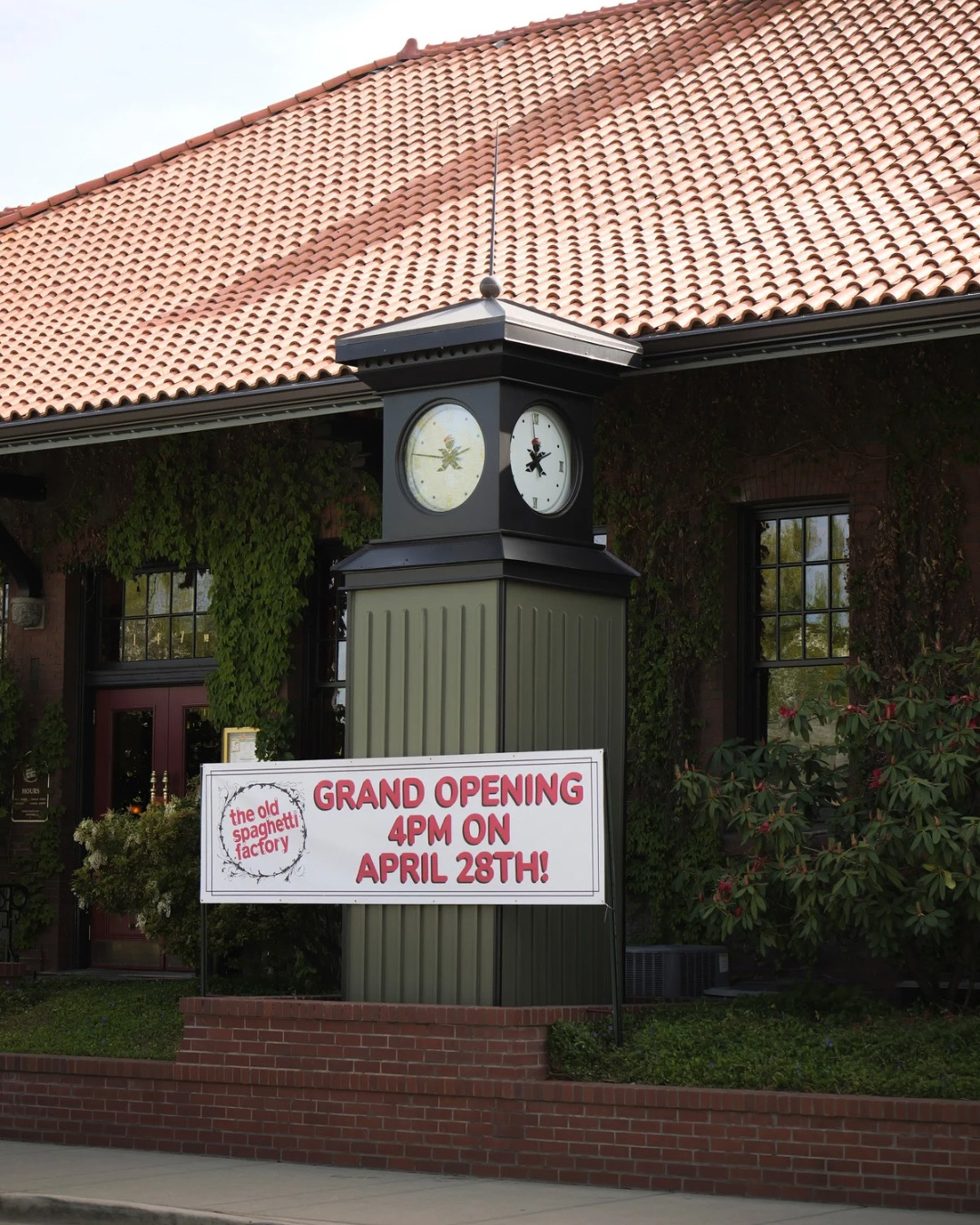 The Old Spaghetti Factory | Riverside CA