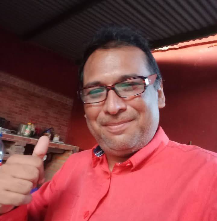 Rolando Reyes