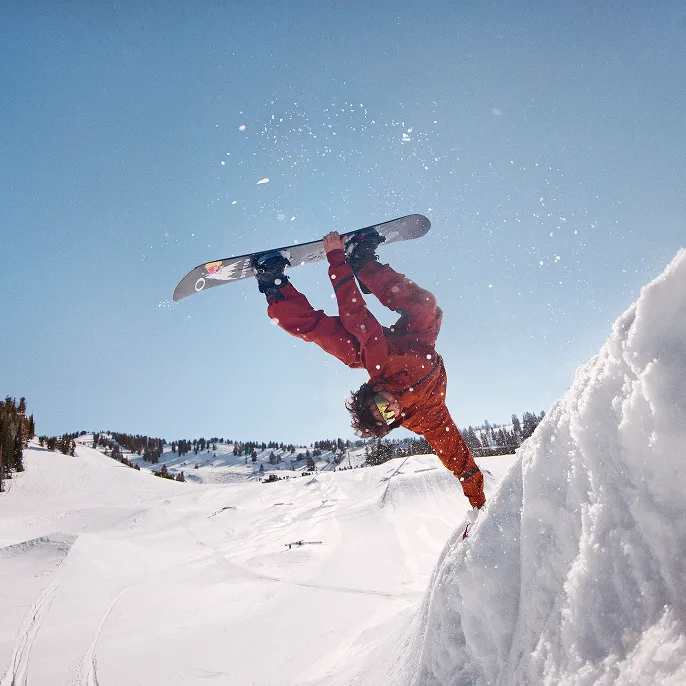 Snowboarder doing a trick while wearing Oakley Meta Vanguard